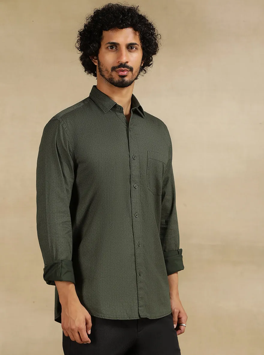 Green Printed Tailored Fit Semi Casual Shirt | JadeBlue