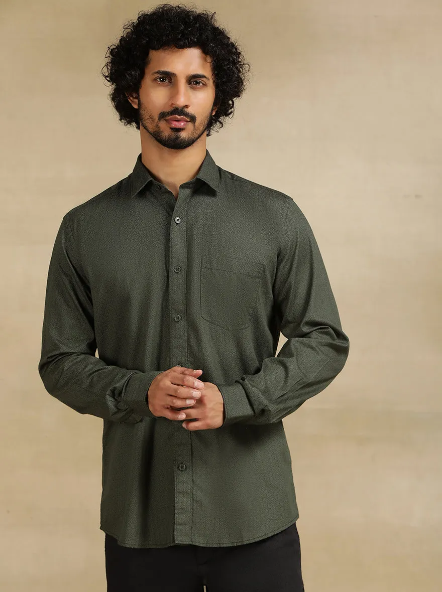 Green Printed Tailored Fit Semi Casual Shirt | JadeBlue